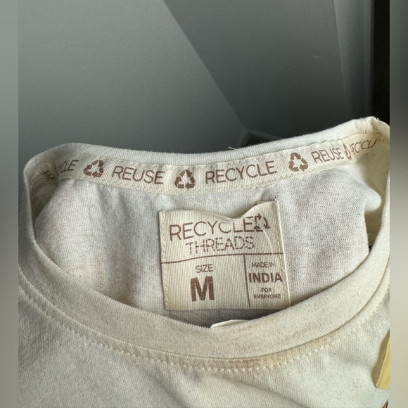 Nashville print, Women's Cream T-shirt (new with tag) - Picture 7 of 7